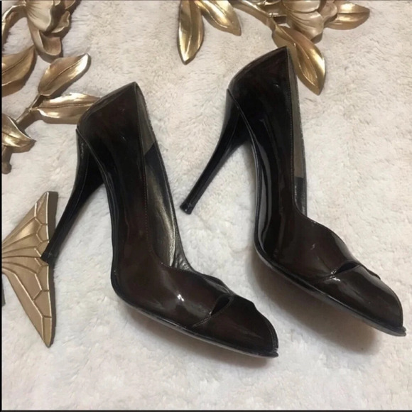 Stuart Weitzman Brown Patent Peep Toe 4” Heels 7 - Picture 2 of 8